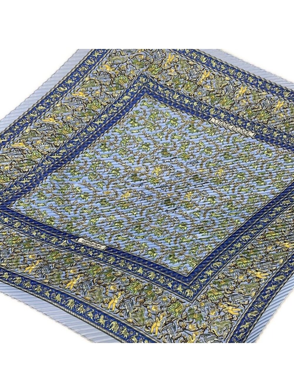 Hermes Scarf Carre Plisse Light Blue Light Green Multi Chasse en Inde - Picture 1 of 6